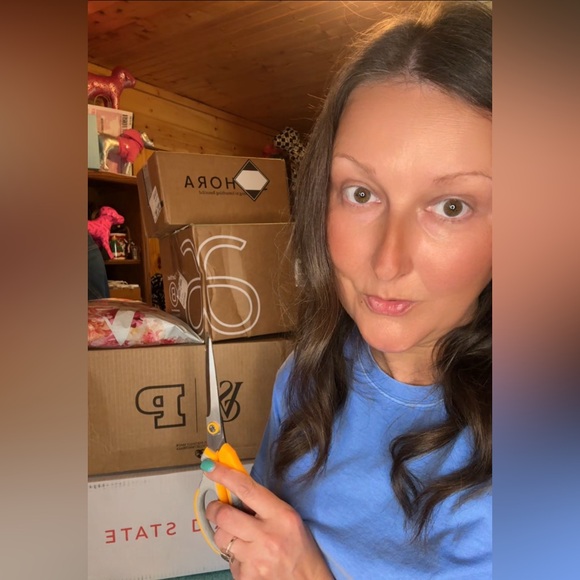 Meet your Posher, Lucy - Picture 3 of 15